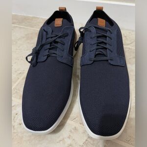 Wolf & Shepherd Men's Swiftknit Derby Lace Up Sneakers In Blue Color (Size 14).